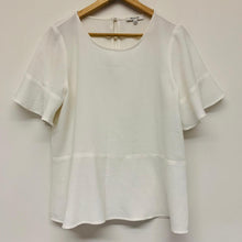 Load image into Gallery viewer, MADEWELL White Ladies Short Sleeve Round Neck Basic Blouse Size UK M

