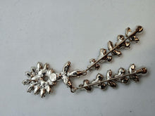 Load image into Gallery viewer, JENNIFER BEHR Ladies Aubrey Silver Tone Crystal Drop Earrings OS NEW RRP610
