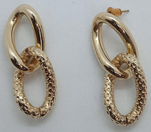 Load image into Gallery viewer, BY ALONA Ladies Taylor 18K Gold Plated Link Textured Drop Earrings OS RRP120
