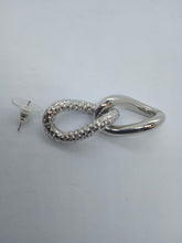 Load image into Gallery viewer, BY ALONA Ladies Silver-Tone Textured Taylor Link Earrings One Size RRP120 NEW
