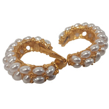 Load image into Gallery viewer, KENNETH JAY LANE Ladies Gold Plated Faux Pearl Clip-On Earrings NEW RRP130
