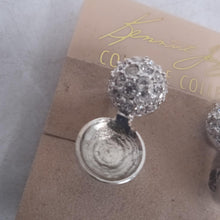 Load image into Gallery viewer, KENNETH JAY LANE Ladies Crystal Faux Pearl Clip Earrings One Size NEW RRP50
