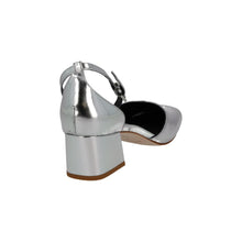 Load image into Gallery viewer, REFORMATION Mallori Shoes Closed Toe Heel Silver Leather US8 UK7 NEW RRP255
