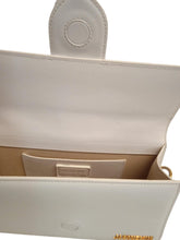 Load image into Gallery viewer, JACQUEMUS Le Grand Bambino Bag Leather Tote w Shoulder Strap White OS NEW RRP775
