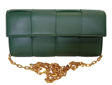 Load image into Gallery viewer, BOTTEGA VENETA Cassette Bag Leather Chain Raintree Green/Gold OS NEW RRP1545
