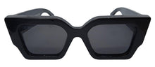 Load image into Gallery viewer, OFF WHITE Catalina Sunglasses Men&#39;s Arrow Logo Grey Lens Black 55-20-145 RRP235
