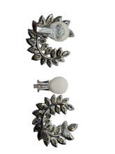 Load image into Gallery viewer, KENNETH JAY LANE Crawler Crystal Leaf Earrings Polished Clip On Silver OS RRP140
