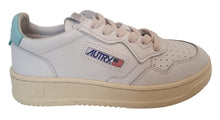 Load image into Gallery viewer, AUTRY KIDS Kulk LL17 Medalist Sneakers Leather White/Turquoise 34 UK2 NEW RRP150
