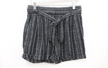 Load image into Gallery viewer, M&amp;S Marks &amp; Spencer Ladies Black Linen Blend Striped Shorts UK8 RRP19.5 NEW
