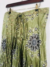 Load image into Gallery viewer, Kew Women&#39;s Floral Wrap Midi Skirt | UK14 | Green
