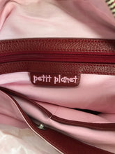 Load image into Gallery viewer, Petit Planet Women&#39;s Leather Weekend Bag | Red
