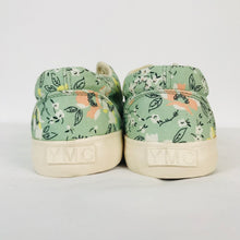 Load image into Gallery viewer, YMC You Must Create Womens Canvas Floral Shoes | EU41 UK8 | Green
