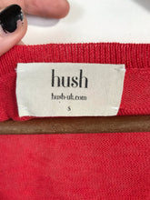 Load image into Gallery viewer, Hush Women&#39;s Linen V-Neck Jumper | S UK8 | Red
