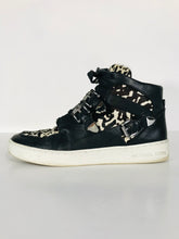Load image into Gallery viewer, Michael Kors Women&#39;s Leather Hi Top Trainers | US7.5 UK5.5 | Black
