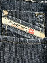 Load image into Gallery viewer, Diesel Men&#39;s Straight Jeans | W30 | Blue
