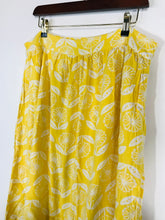 Load image into Gallery viewer, Weird Fish Women&#39;s Floral A-line Midi Skirt | UK18 | Yellow
