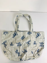Load image into Gallery viewer, Cyrillus Women&#39;s Floral Embroidered Tote Bag | OS | Grey
