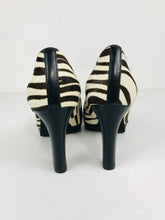 Load image into Gallery viewer, Ecco Women&#39;s zebra print Heels | 36 UK3 | Multicoloured
