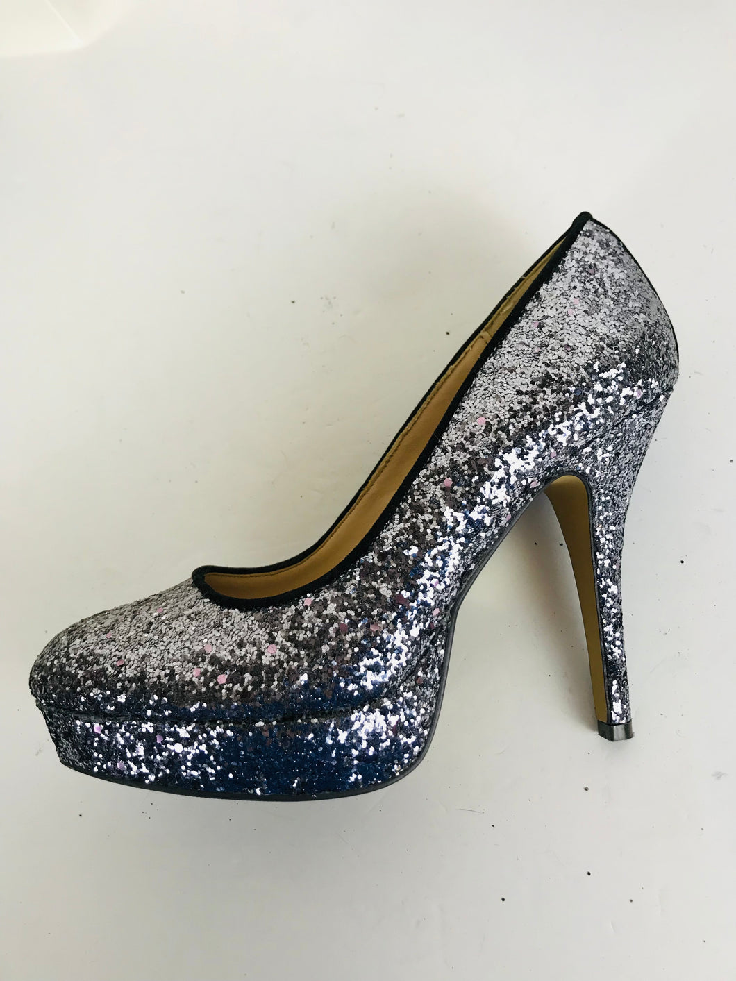 Aftershock London Women's Heeled Glitter Heels | EU39 UK6 | Grey