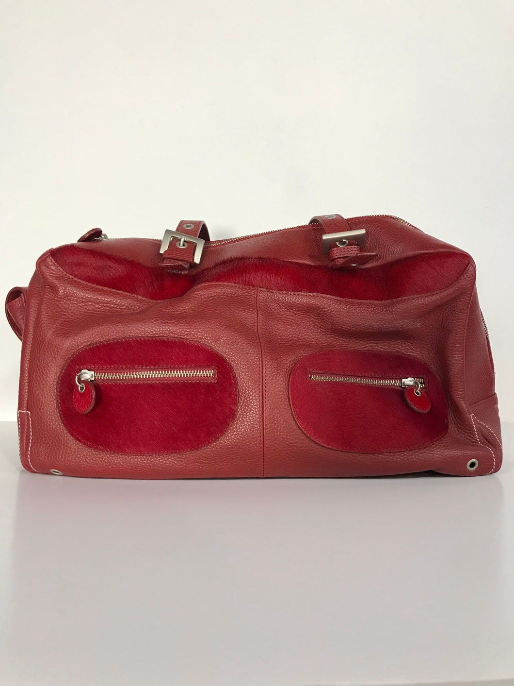 Petit Planet Women's Leather Weekend Bag | Red