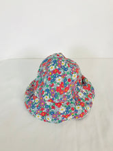 Load image into Gallery viewer, Boden Baby Boden Kids Floral Bucket Hat | 12-24 months | Multicoloured
