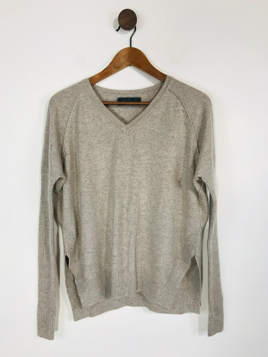 Velvet Cashmere Women's Cashmere V Neck Jumper | UK10 | Grey