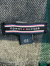 Load image into Gallery viewer, Tommy Hilfiger Men&#39;s Check Gingham Scarf | OS | Multicoloured
