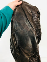 Load image into Gallery viewer, David &amp; Scotti Women’s Leather Shoulder Bag Handbag | Medium | Brown
