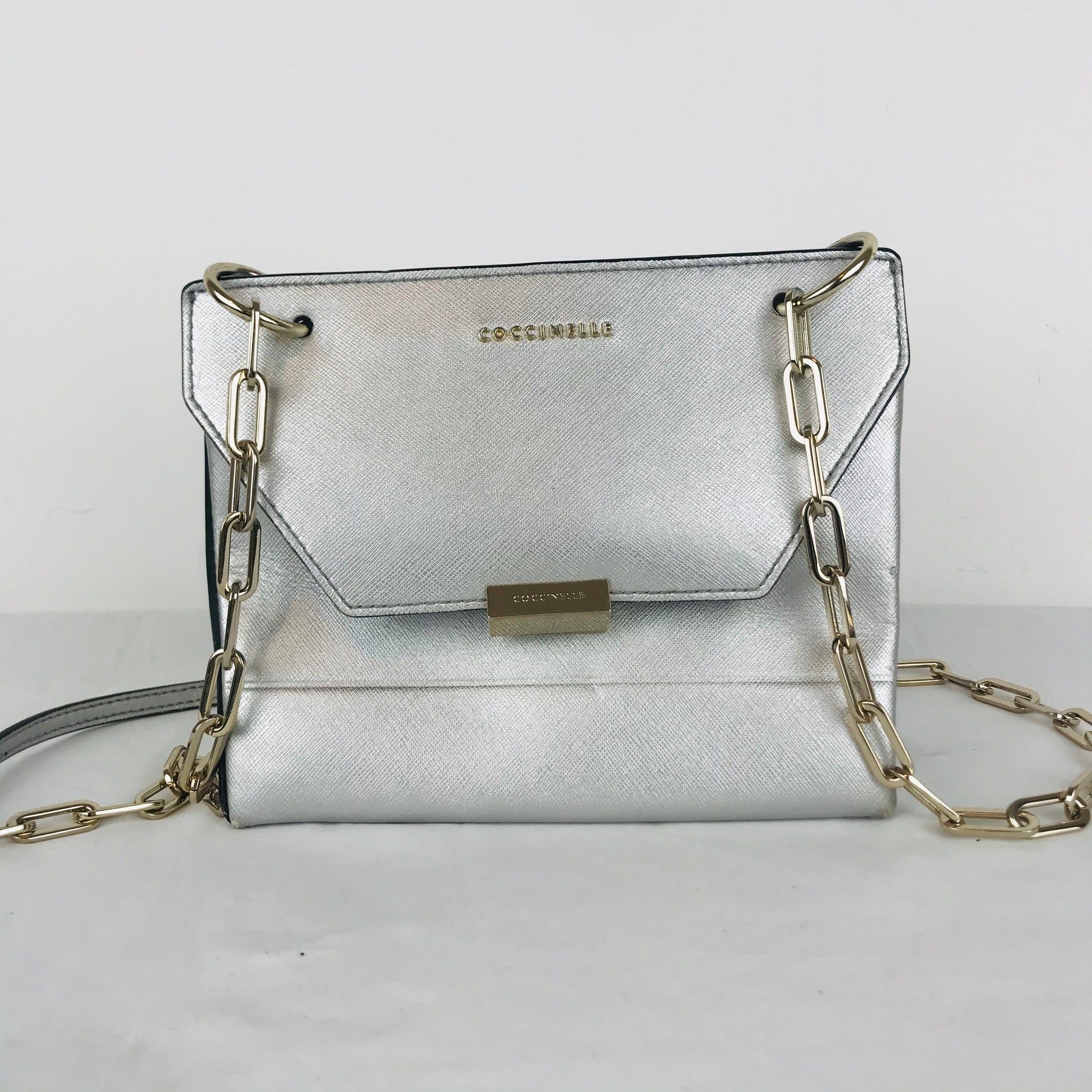 バッグ・カバンその他 COCCINELLE Woman Mini bag Silver E5QH0550201 Y69 Merveille | Coccinelle®