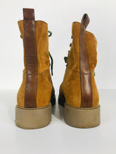 Load image into Gallery viewer, Urban Outfitters Women&#39;s Suede Desert Ankle Boots | UK5 | Brown
