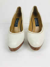 Load image into Gallery viewer, Russell &amp; Bromley Women&#39;s Leather Heels | UK7 | White
