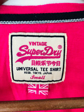 Load image into Gallery viewer, Superdry Women&#39;s Cotton Fitted Graphic Logo T-Shirt | S UK8 | Pink
