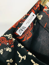 Load image into Gallery viewer, Zara Women&#39;s Dragon Print Mini Skirt NWT | XL UK16 | Multicoloured
