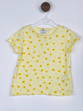 Load image into Gallery viewer, Zara Kid&#39;s Floral Lettuce Hem T-Shirt  | 2-3 Years | Yellow
