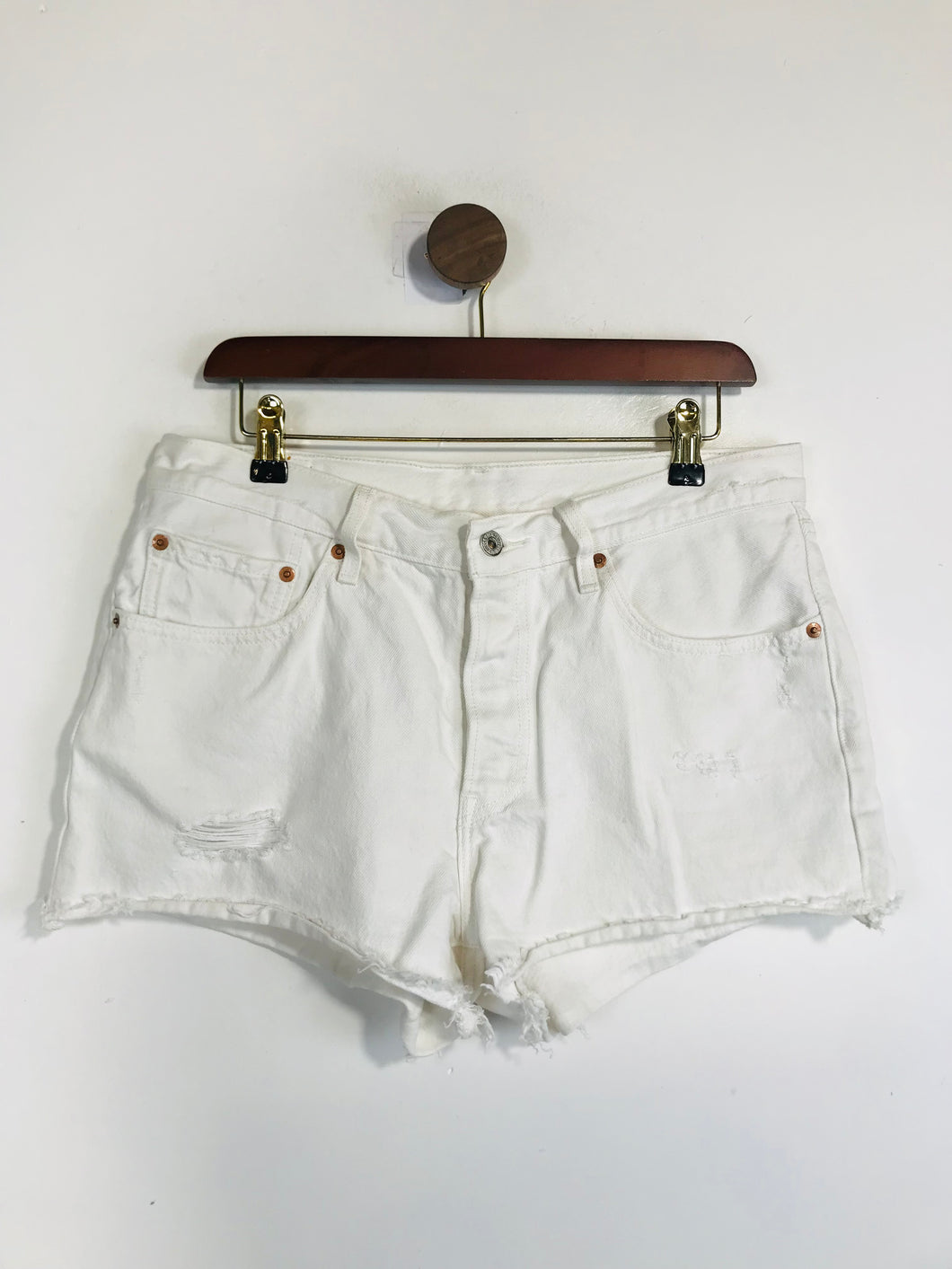 Levi’s Women's Distressed 501 Hot Pants Shorts | S UK8 | White