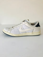 Load image into Gallery viewer, Nike Men&#39;s Tennis Classic Mesh Trainers  | UK7 | White
