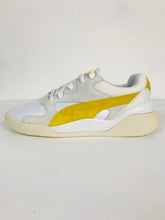 Load image into Gallery viewer, Puma Women&#39;s Platform Suede Trainers | UK3 | White
