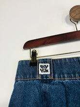 Load image into Gallery viewer, Lucy &amp; Yak Women&#39;s High Waist Boyfriend Jeans NWT | W32/ L30 | Blue
