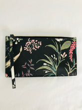 Load image into Gallery viewer, Kate Spade Women’s Floral Clutch | W8.5 H4.5 | Multicolour
