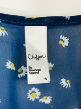 Load image into Gallery viewer, American Apparel Women&#39;s Chiffon Flowery Light Blouse | S UK8 | Blue
