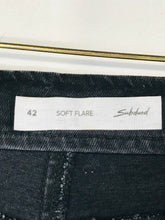 Load image into Gallery viewer, Subdued Women&#39;s Soft Flare Jeans | IT42 UK10 | Black
