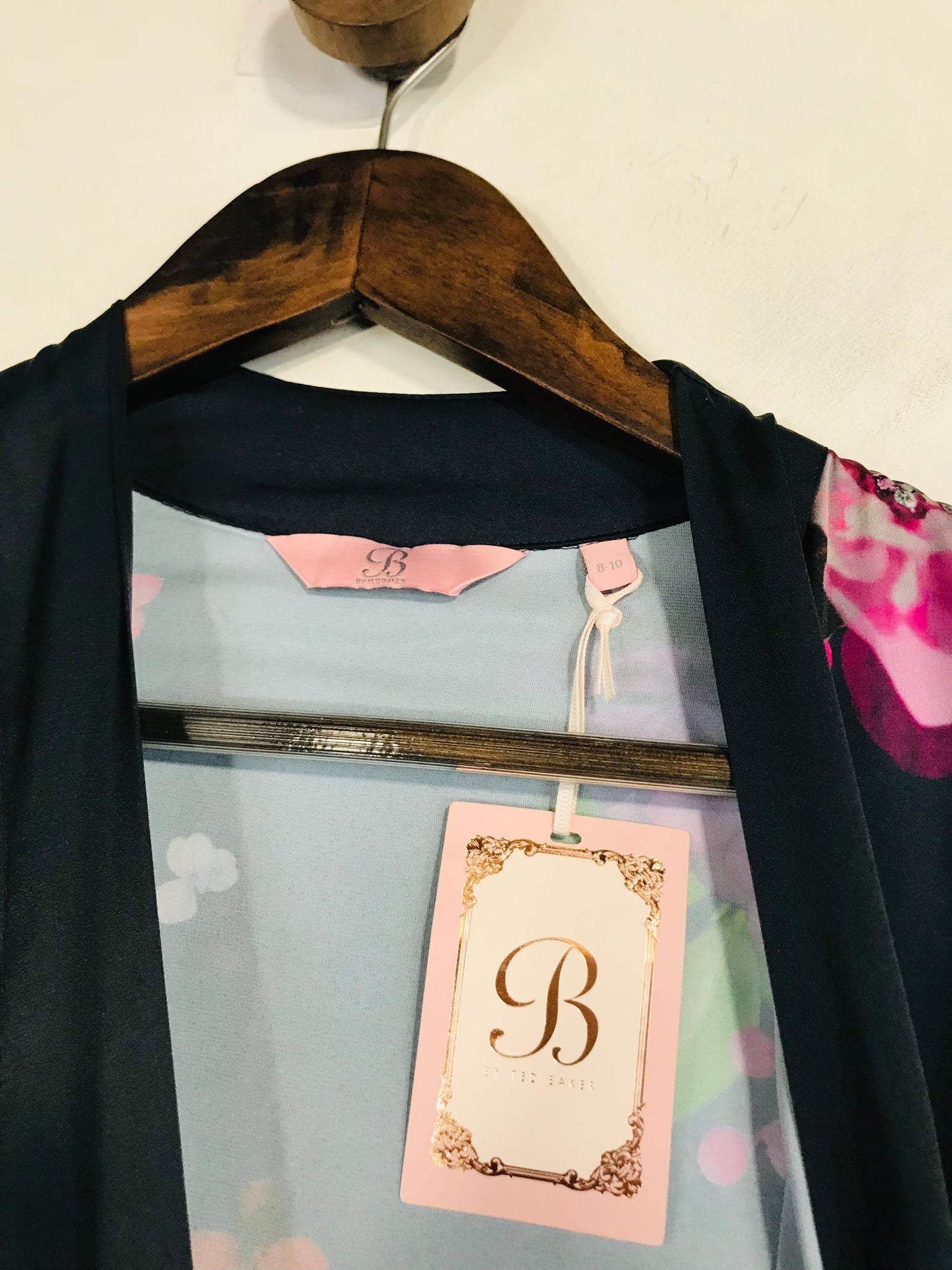 B by Ted Baker Women's Floral Satin Dressing Gown NWT | UK8-10 | Black ReThread B by Ted Baker Women's Floral Satin Dressing Gown NWT | UK8-10 | Black ReThread