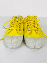 Load image into Gallery viewer, Novesta Women&#39;s Star Master Trainers | EU39 UK6 | Yellow
