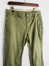 Load image into Gallery viewer, Bonobos Men&#39;s Chinos Trousers | 33 | Green
