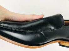 Load image into Gallery viewer, Samuel Windsor Men&#39;s Flats Shoes | UK9 | Black
