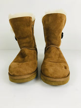 Load image into Gallery viewer, Ugg Women&#39;s Boots | UK6.5 | Brown
