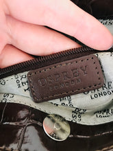 Load image into Gallery viewer, Osprey Women’s Leather Shoulder Bag Handbag | Medium | Brown

