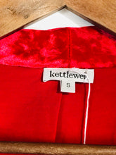 Load image into Gallery viewer, Kettlewell Women&#39;s Velvet Cardigan | S UK8 | Red
