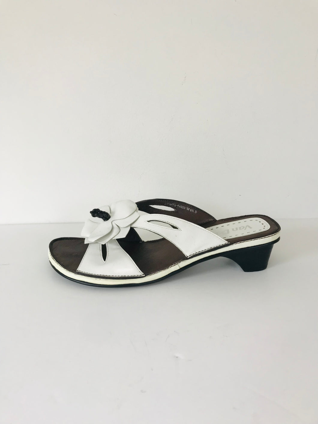 Van Dal Women's Leather Flower Sandals | UK6.5 | White