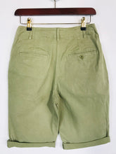 Load image into Gallery viewer, Toast Women&#39;s Cotton Cargo Shorts | UK8 | Green
